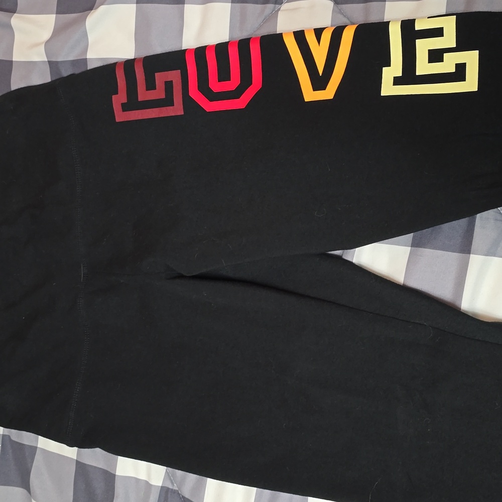 Women's Victoria's Secret Pink Leggings with Multicolor 'LOVE' Design Size Large